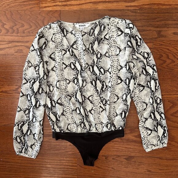 BB DAKOTA Women's Snake The Cake Satin Bodysuit Size Small Snakeskin Print - Picture 14 of 15